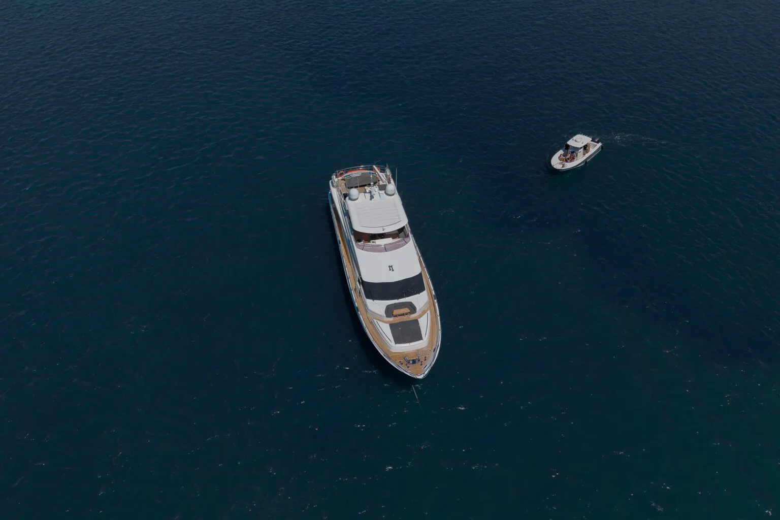 Overnight charter yacht Cabo San Lucas photo 2