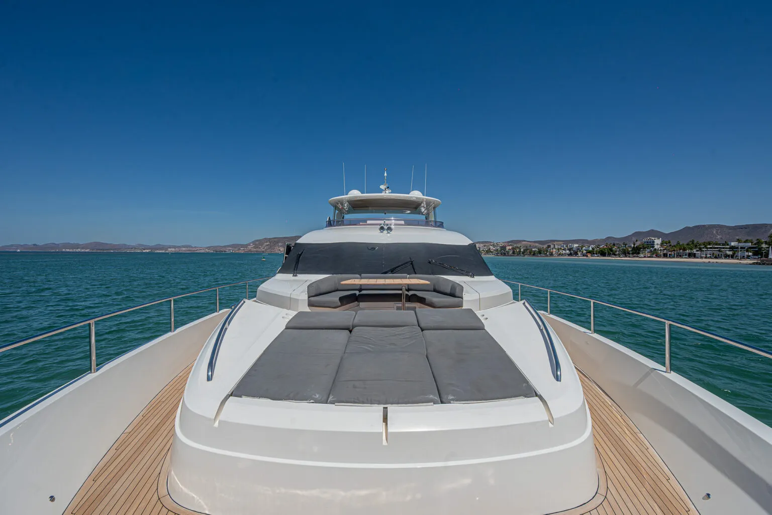 Overnight charter yacht Cabo San Lucas photo 7