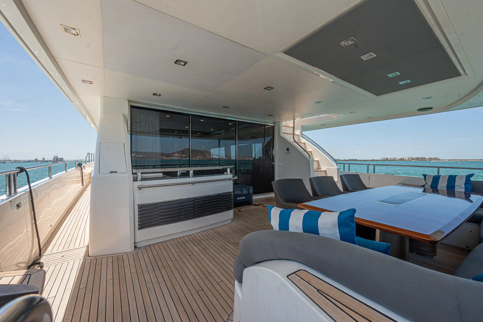 Overnight charter yacht Cabo San Lucas photo 10