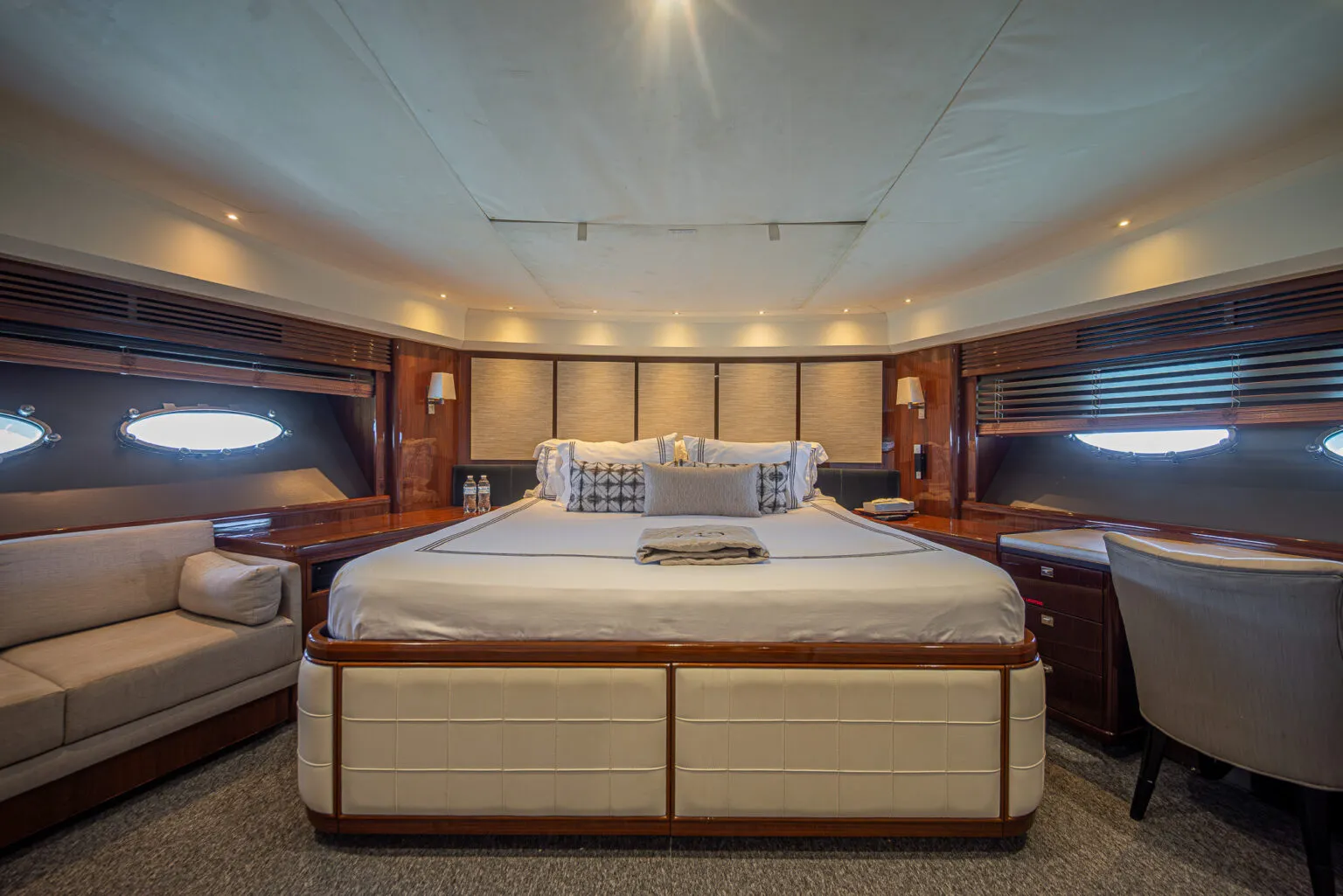 Overnight charter yacht Cabo San Lucas photo 45