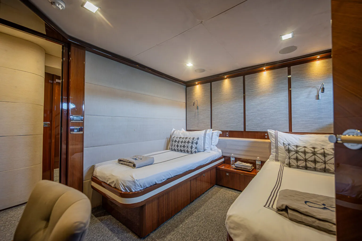 Overnight charter yacht Cabo San Lucas photo 47