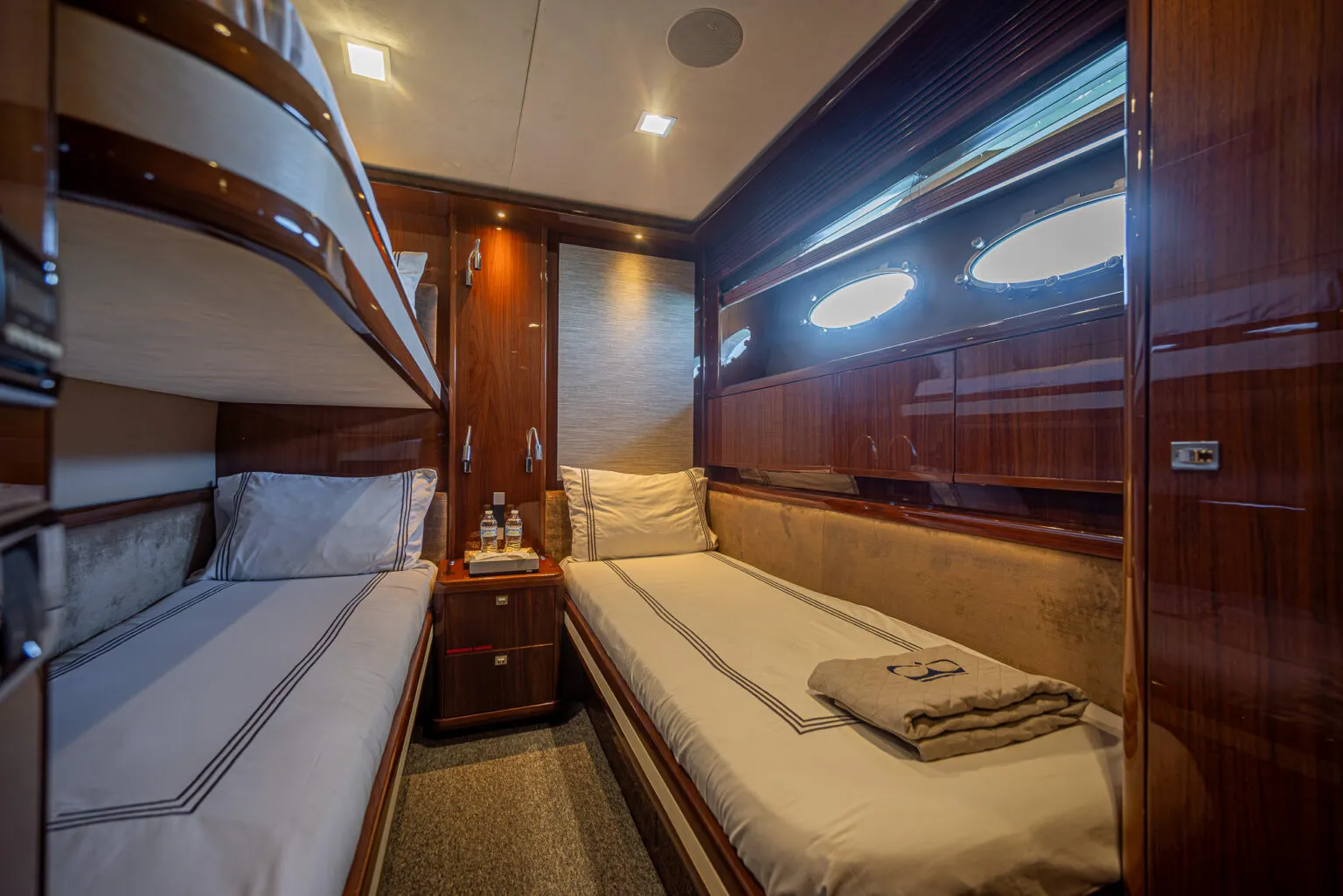 Overnight charter yacht Cabo San Lucas photo 54