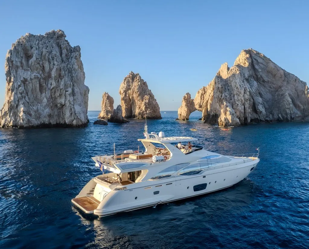 Azimut 100FT mega yacht charter Cabo San Lucas