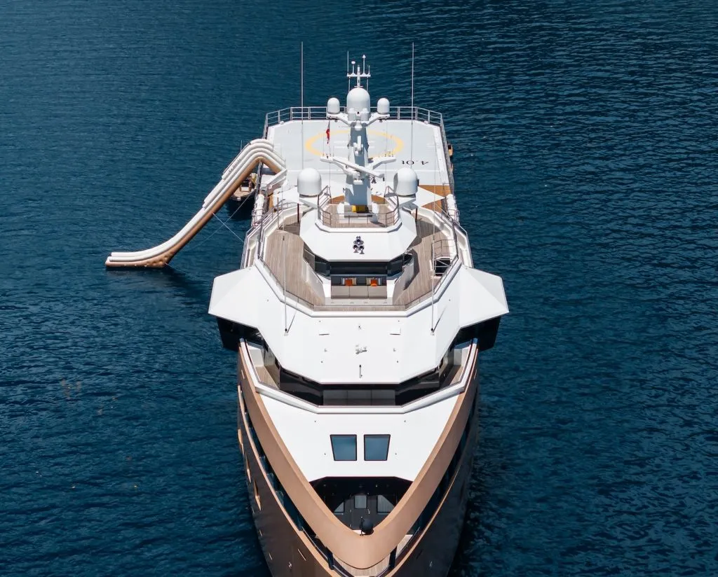 La Datcha 252FT interior