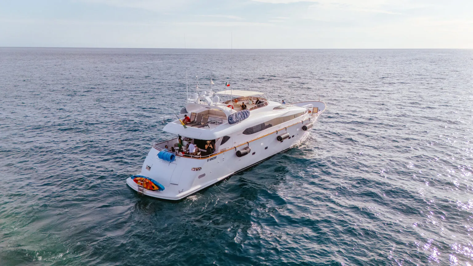 Mahiora 105FT aft deck
