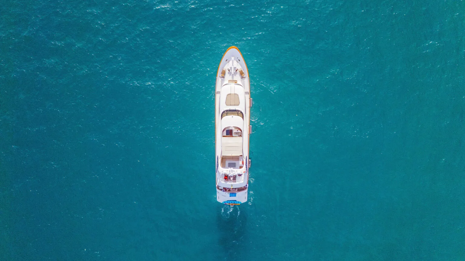 Mahiora 105FT guest cabin