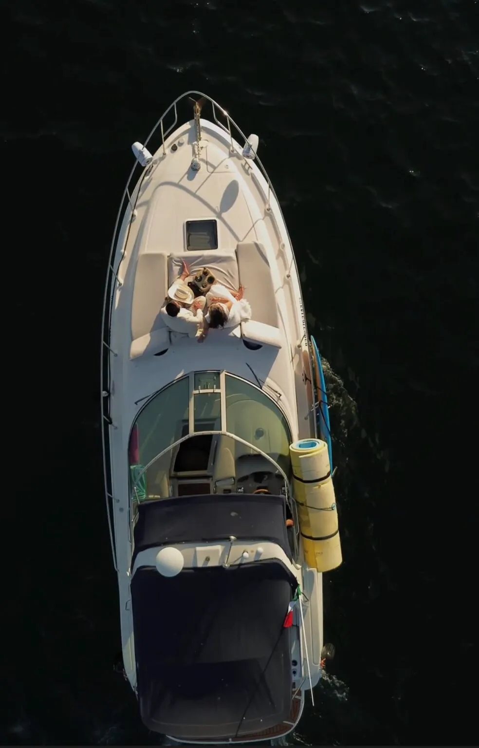 Sundancer 35FT cockpit and helm