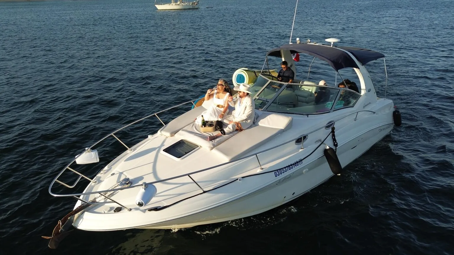 Sundancer 35FT cruising Cabo San Lucas