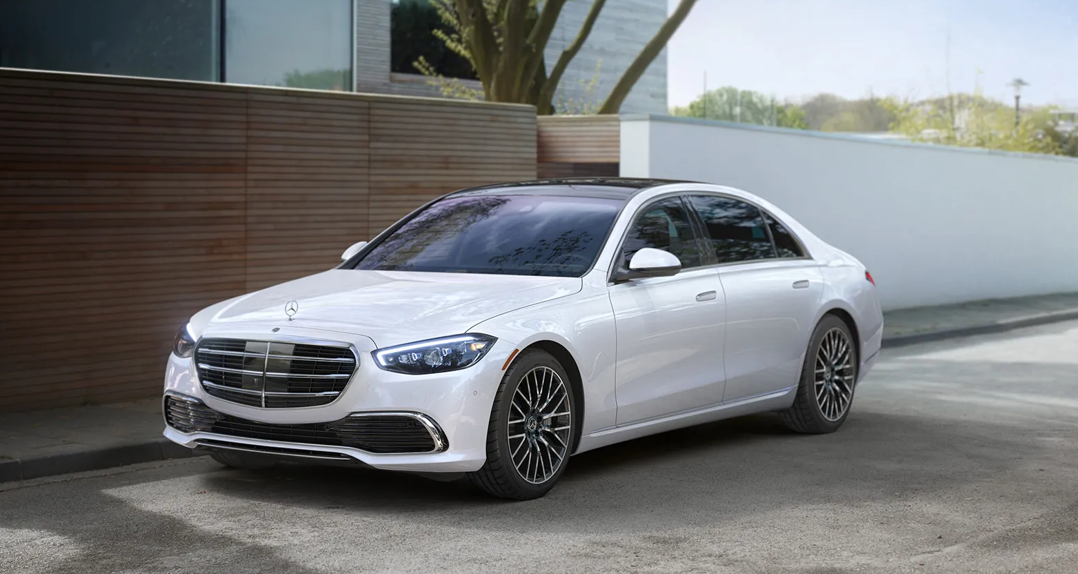 MBCAN-2025-S-SEDAN-HERO-DR copy